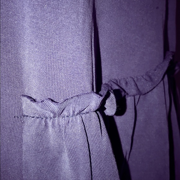 🦋Francesca’s Floral Blue Tank Top - Picture 2 of 7